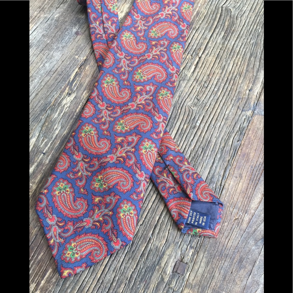 Brooks Brothers tie